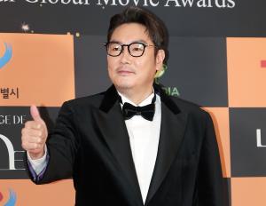 '<b>조진웅</b> 소년범' 보도 기자들 소년법 위반 혐의 고발 당해 ... 김경호, "...